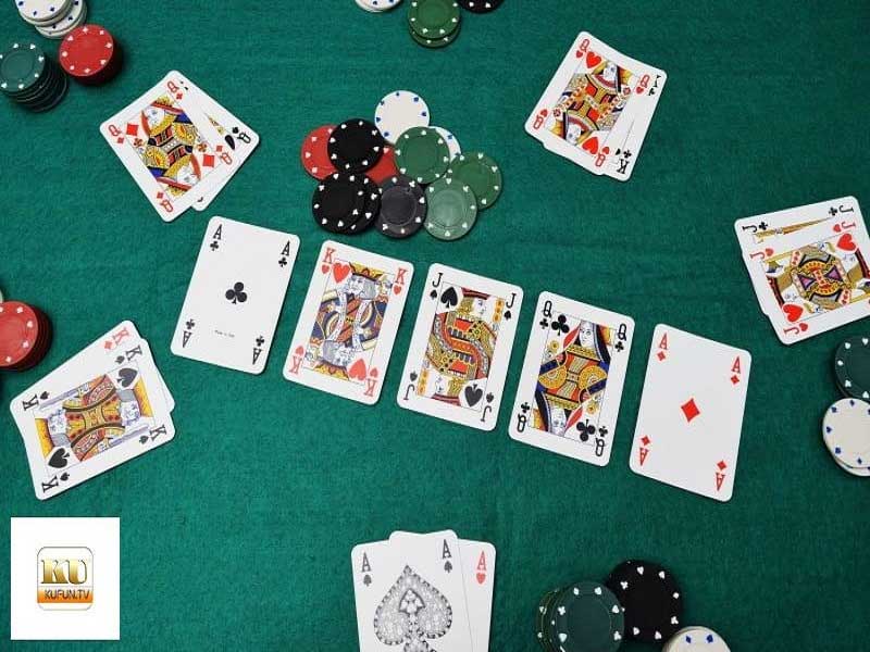 Chơi poker như thế nào: Không nên chơi quá nhiều hand