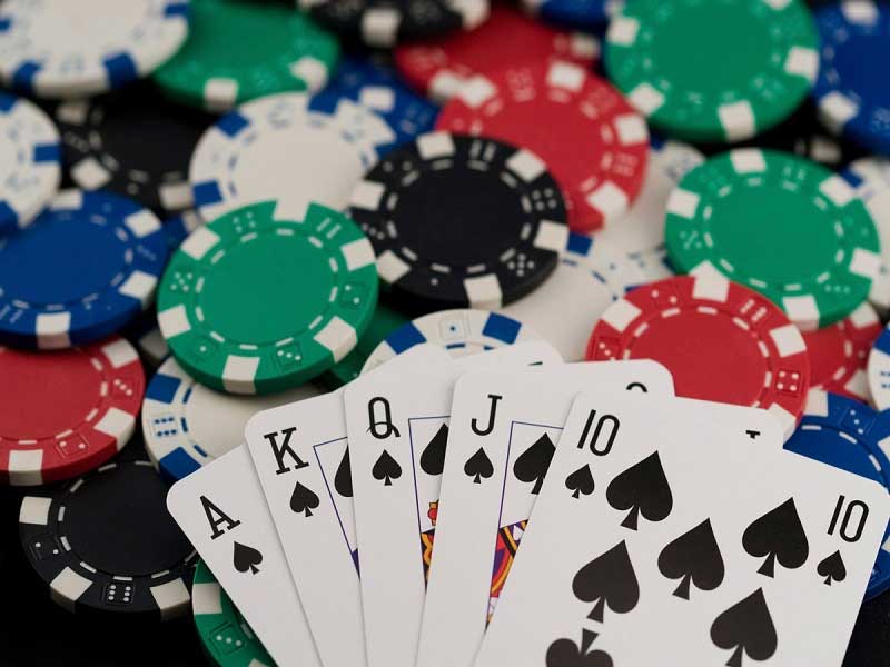 Trong thế giới poker trực tuyến kiếm tiền thật, có rất nhiều loại giải đấu khác nhau để bạn tham gia